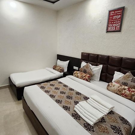 Hotel Krishna'S Near Golden Temple Amritsar Exterior foto